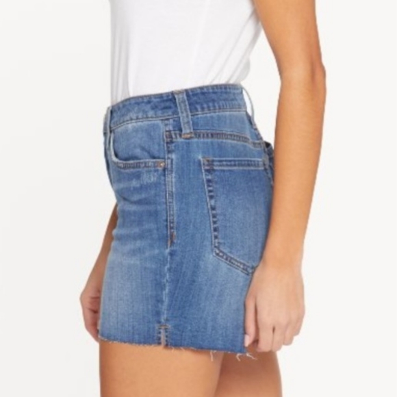 SEVEN 7 size 12 Weekend Short distressed color frayed cut off hem EUC - Picture 3 of 13